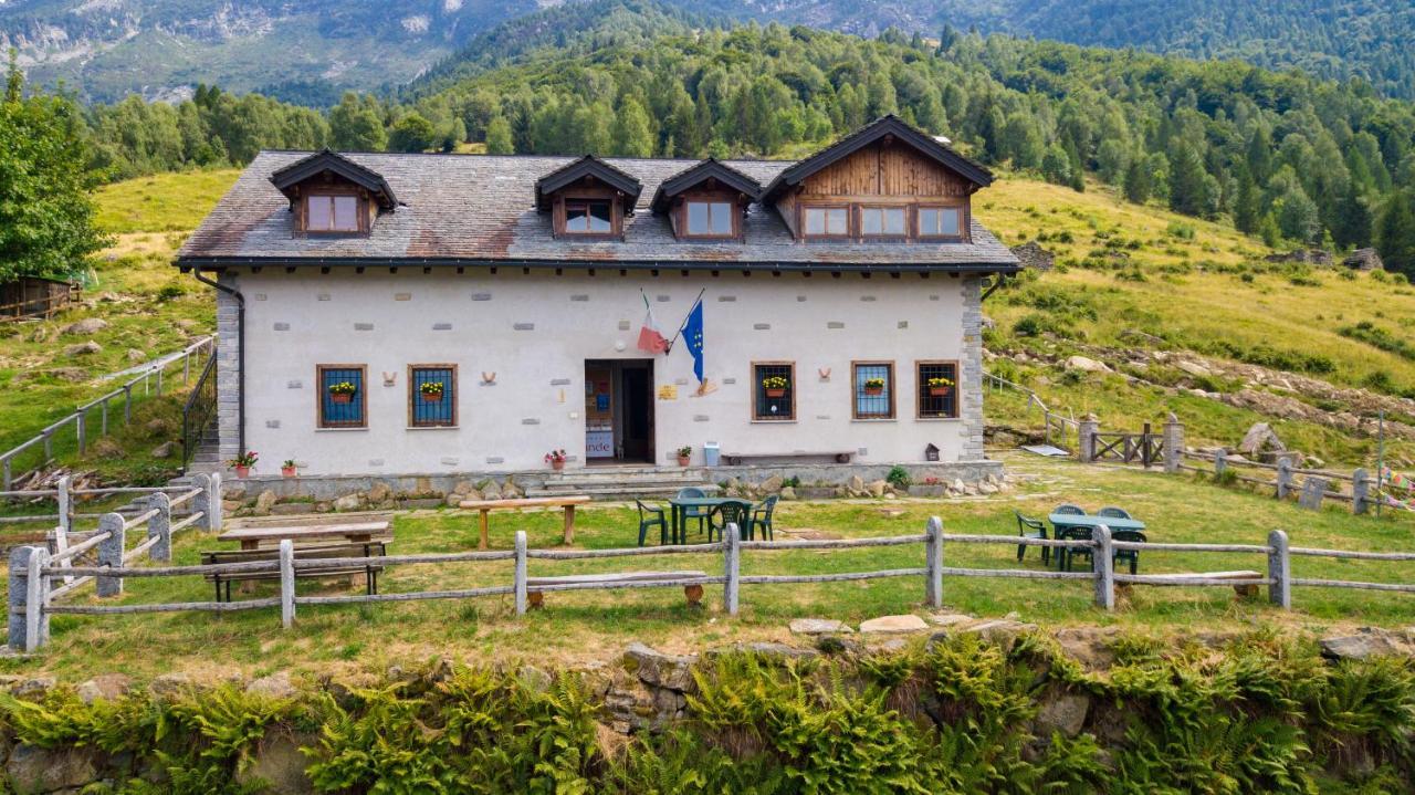Rifugio Parpinasca Pansiyon Trontano Dış mekan fotoğraf